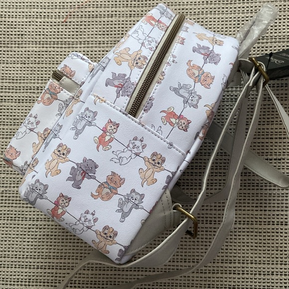 Disney Loungefly Backpack - Picture 4 of 4